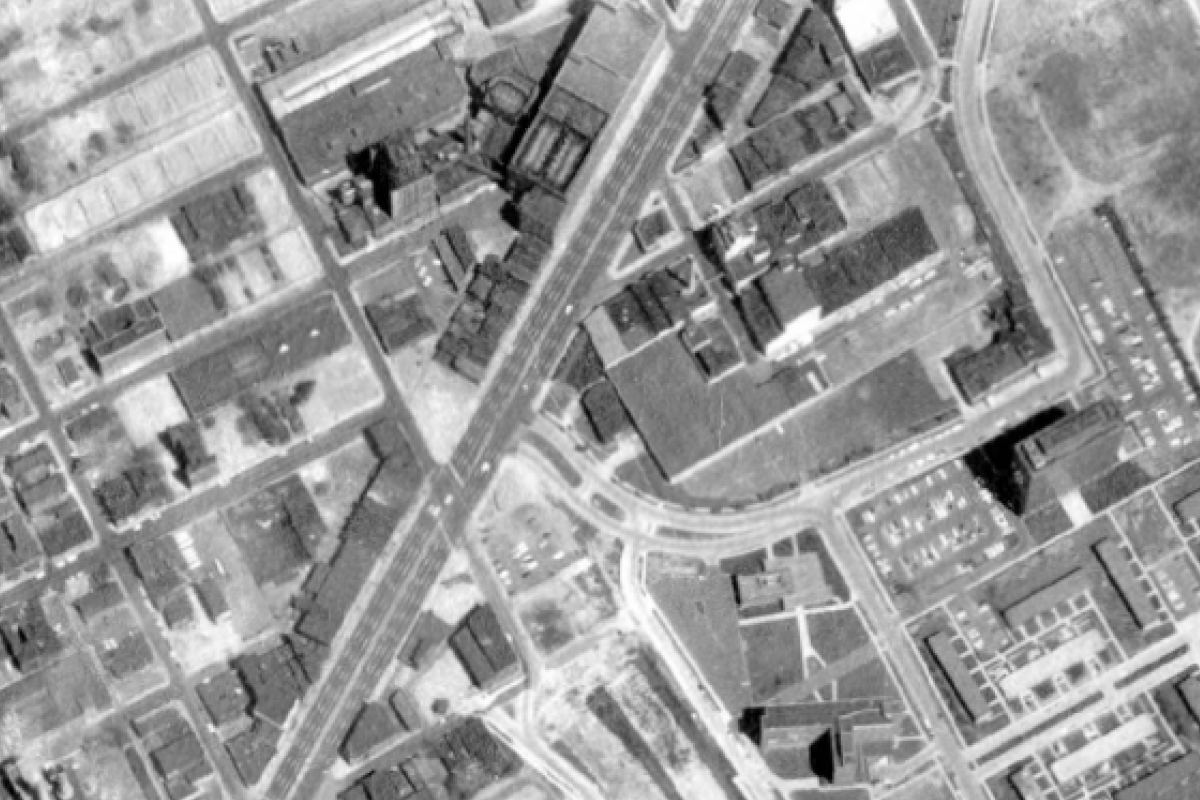 Around Hastings Street, downtown Detroit, in 1961: blocks cleared, new curving streets
